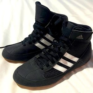 Boys US 3 Adidas wrestling shoes